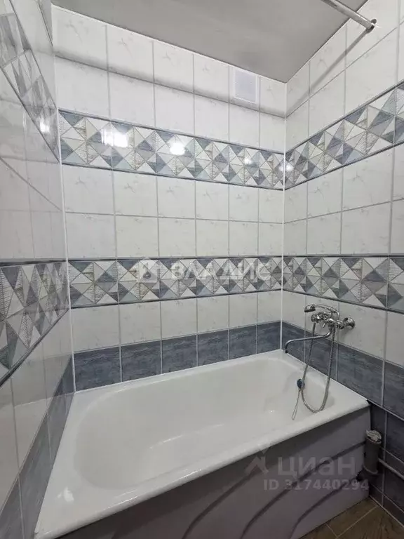 2-к кв. Владимирская область, Владимир просп. Строителей, 40 (49.0 м) - Фото 1