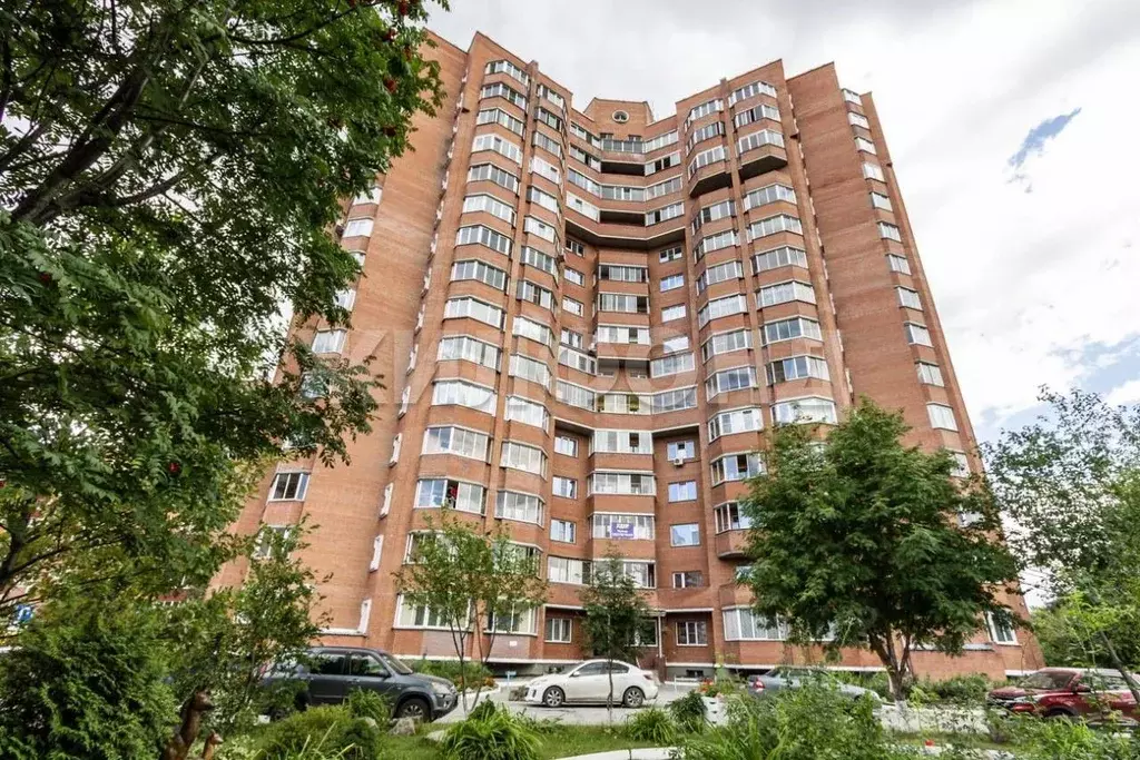 3-к кв. Новосибирская область, Новосибирск ул. Адриена Лежена, 15 ... - Фото 0