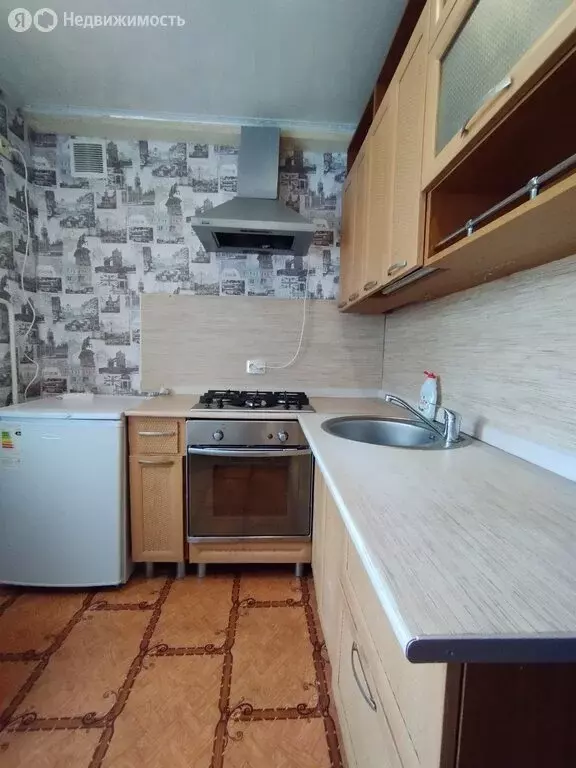 2-комнатная квартира: Омск, проспект Карла Маркса, 83А (37.2 м) - Фото 1