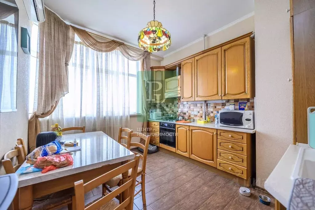 2-к кв. Севастополь просп. Победы, 2А (70.9 м) - Фото 1