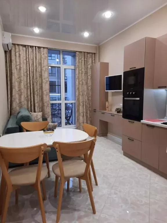 1-к кв. Краснодарский край, Геленджик Крымская ул., 22к7 (49.0 м) - Фото 1