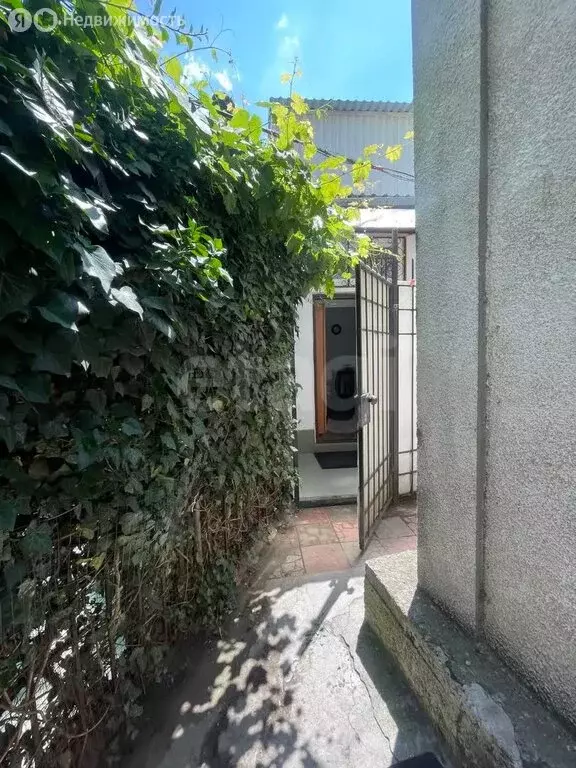2-комнатная квартира: Ялта, Архивная улица, 6Л (57 м) - Фото 0