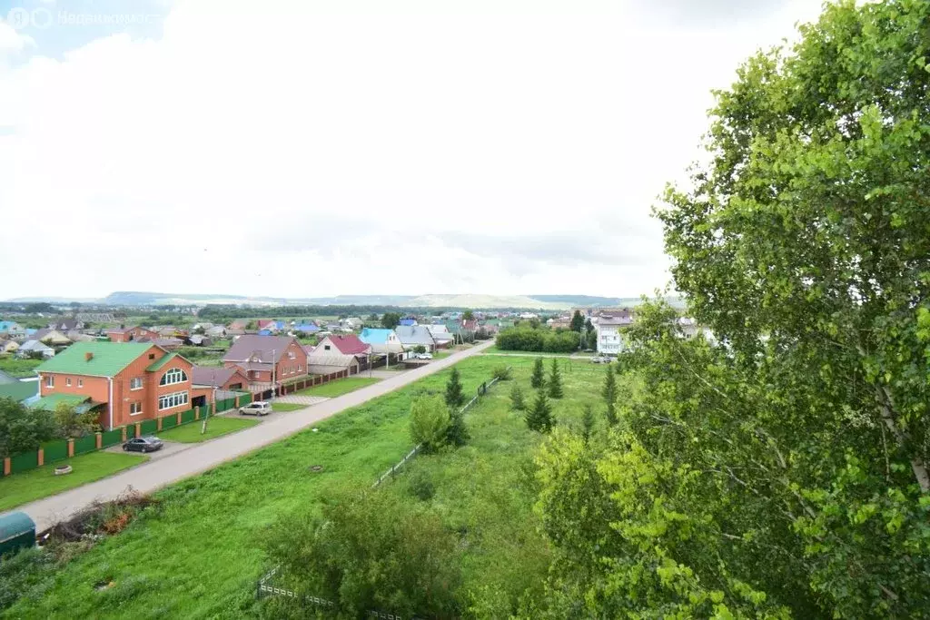 3-комнатная квартира: село Субханкулово, улица Нефтяников, 4 (63.3 м) - Фото 1