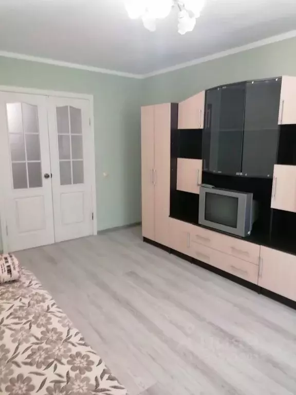 2-к кв. Крым, Симферополь ул. Балаклавская, 121 (65.0 м) - Фото 1