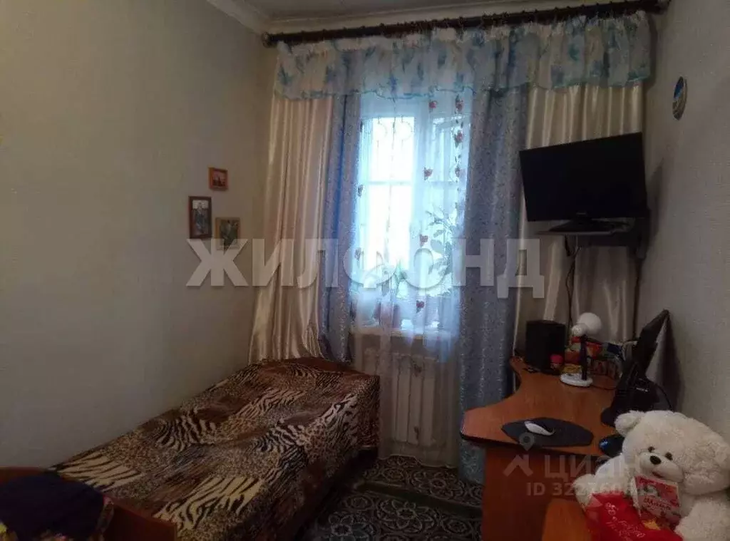 Комната Новосибирская область, Новосибирск ул. Чехова, 378 (11.1 м) - Фото 2