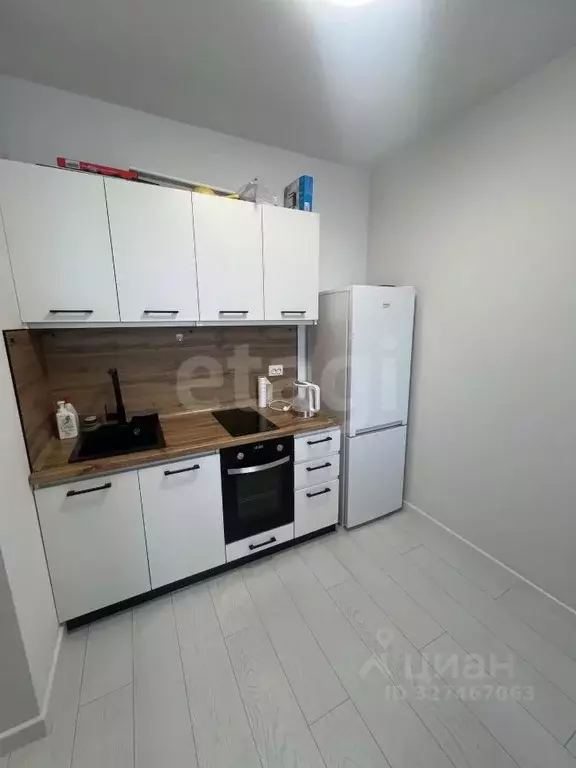 Студия Тюменская область, Тюмень ул. Тимофея Чаркова, 91 (26.0 м) - Фото 2