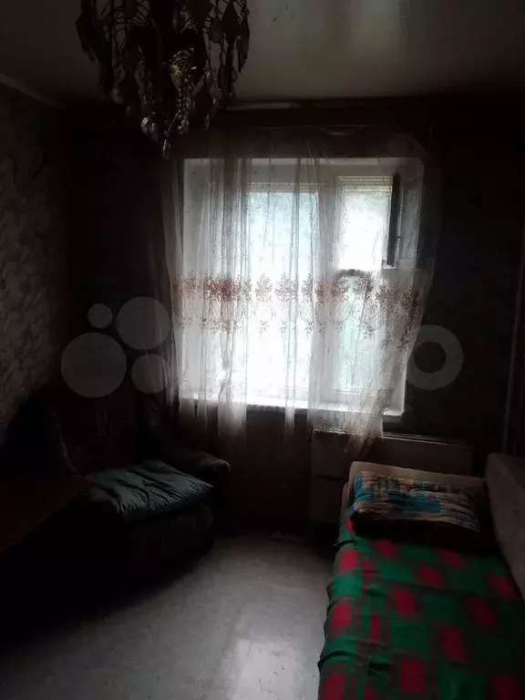 Комната 15 м в 3-к., 1/9 эт. - Фото 1