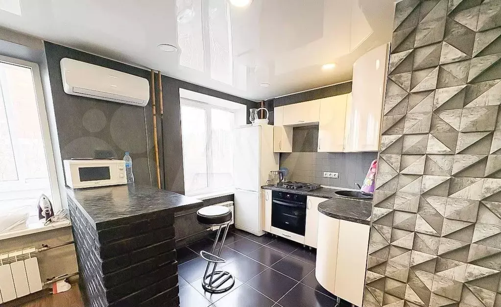 1-к. квартира, 40 м, 8/9 эт. - Фото 0