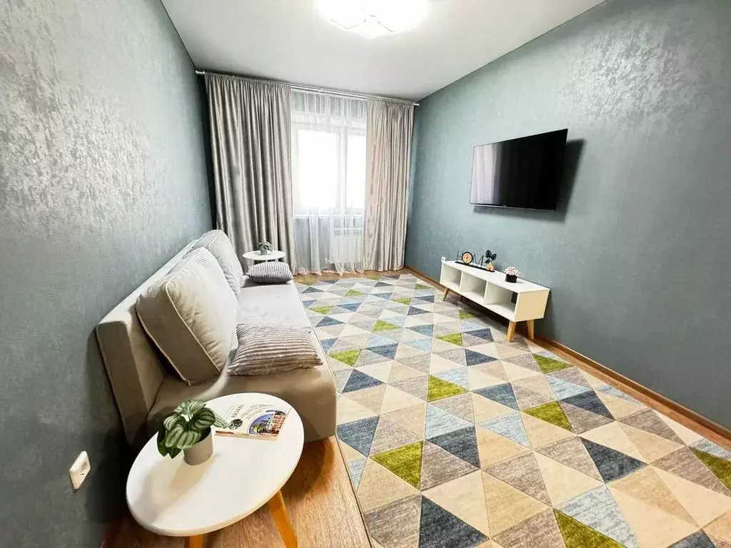 1-к кв. Татарстан, Казань ул. Тунакова, 45к1 (36.0 м) - Фото 0