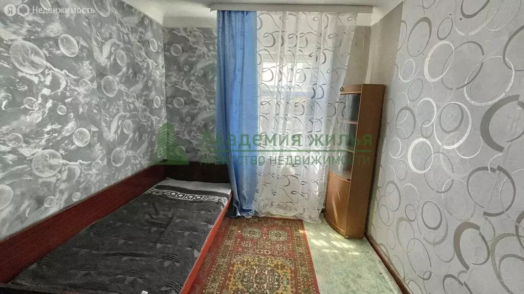 1-комнатная квартира: Аткарск, Республиканская улица, 25 (13.6 м) - Фото 0