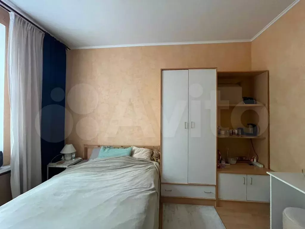 Комната 14 м в 3-к., 1/5 эт. - Фото 0