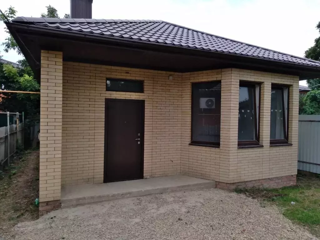 Дом в Ростов-на-Дону, Особенная улица (80 м) - Фото 2