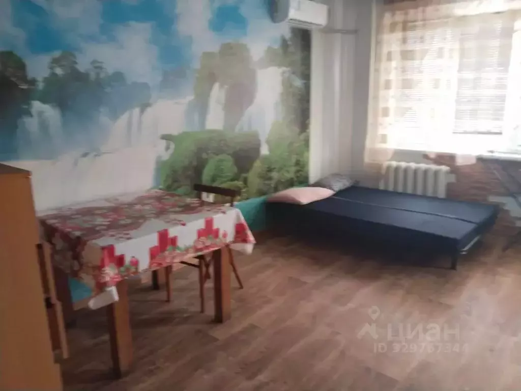 Студия Волгоградская область, Волгоград ул. Репина, 3 (40.0 м) - Фото 1