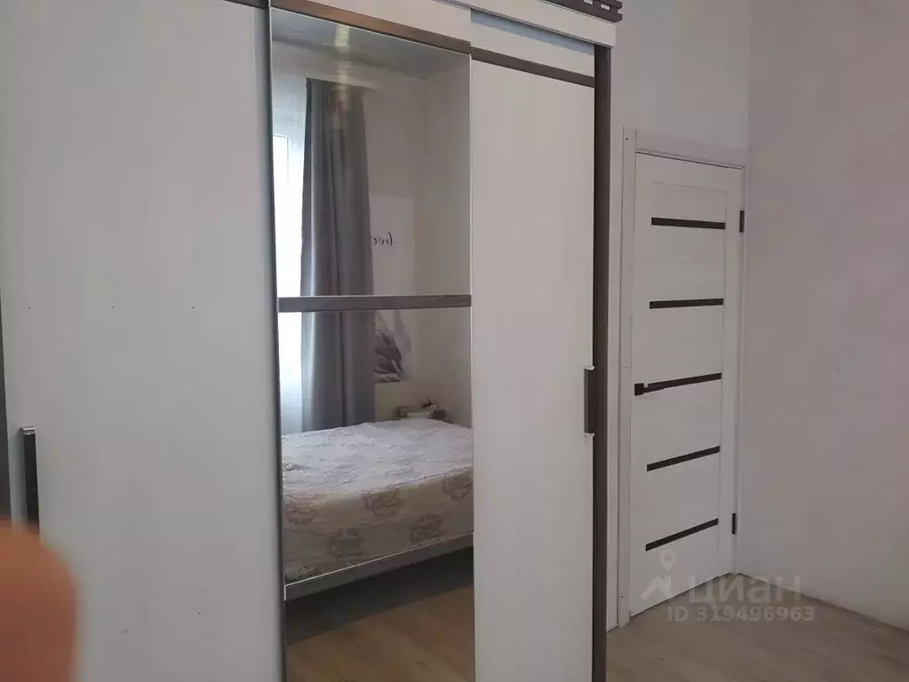 2-к кв. Башкортостан, Уфа ул. Воинов-Интернационалистов, 3 (55.2 м) - Фото 0
