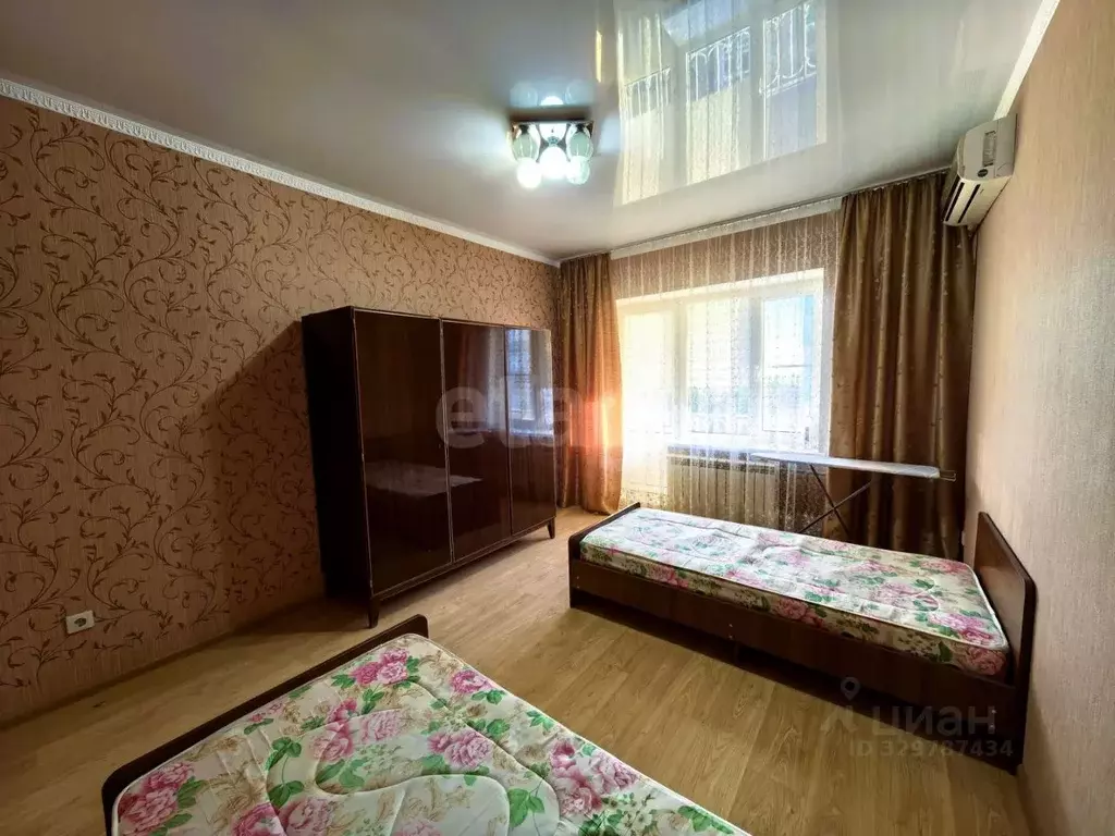 2-к кв. Краснодарский край, Ейск ул. Седина (78.6 м) - Фото 1