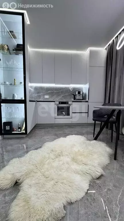 1-комнатная квартира: Тюмень, улица Московский Тракт, 161к1 (34 м) - Фото 1