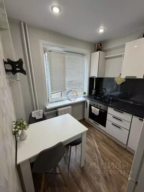 1-к кв. Новгородская область, Великий Новгород Парковая ул., 4к2 (30.0 ... - Фото 2