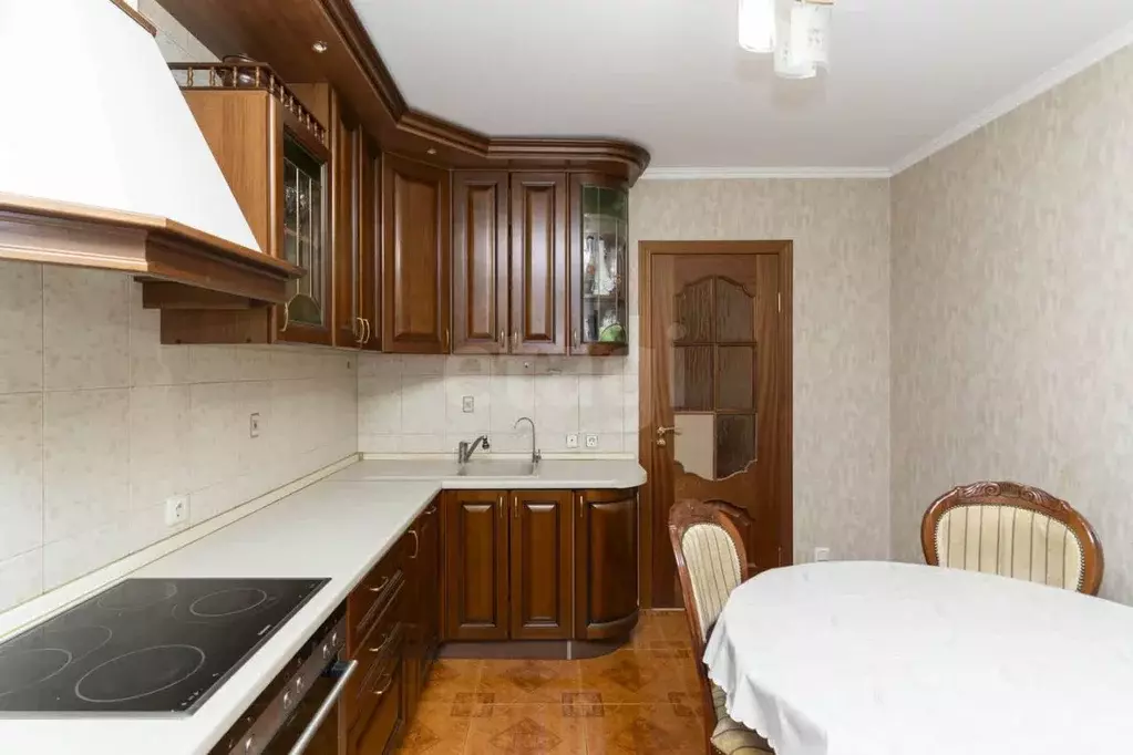 4-к кв. Тюменская область, Тюмень Восточный мкр, проезд Майский, 1 ... - Фото 1