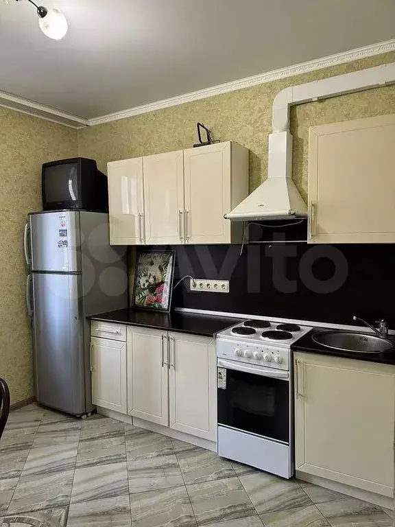 1-к. квартира, 44 м, 8/10 эт. - Фото 0