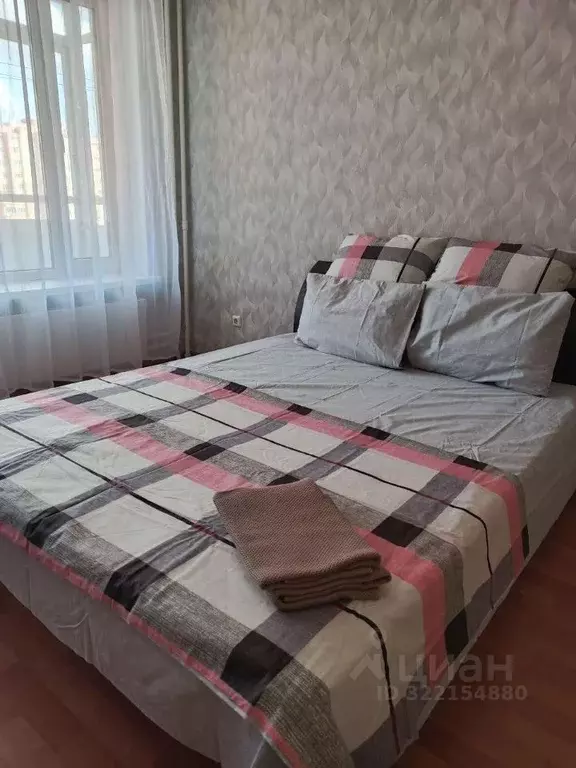 2-к кв. Белгородская область, Старый Оскол Степной мкр, 16 (65.0 м) - Фото 1