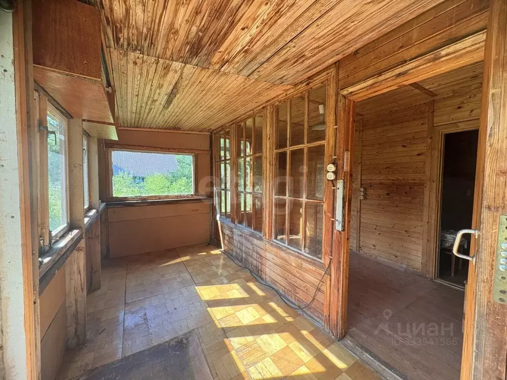 Дом в Ленинградская область, Выборгский район, Рощинское городское ... - Фото 1