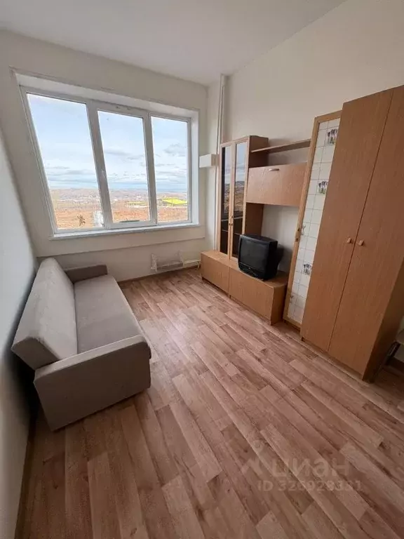 Студия Красноярский край, Красноярск ул. 40 лет Победы, 2 (18.0 м) - Фото 1