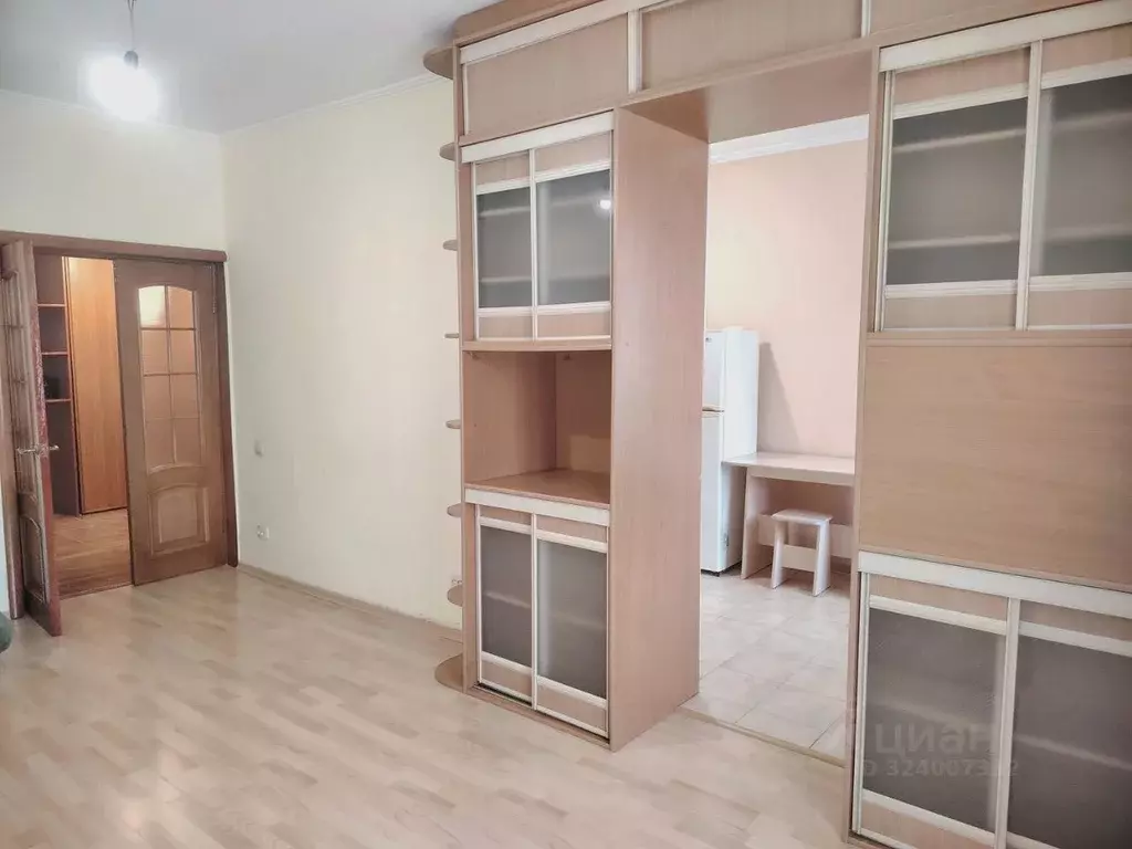 1-к кв. Иркутская область, Иркутск Радужный мкр, 119 (45.0 м) - Фото 1