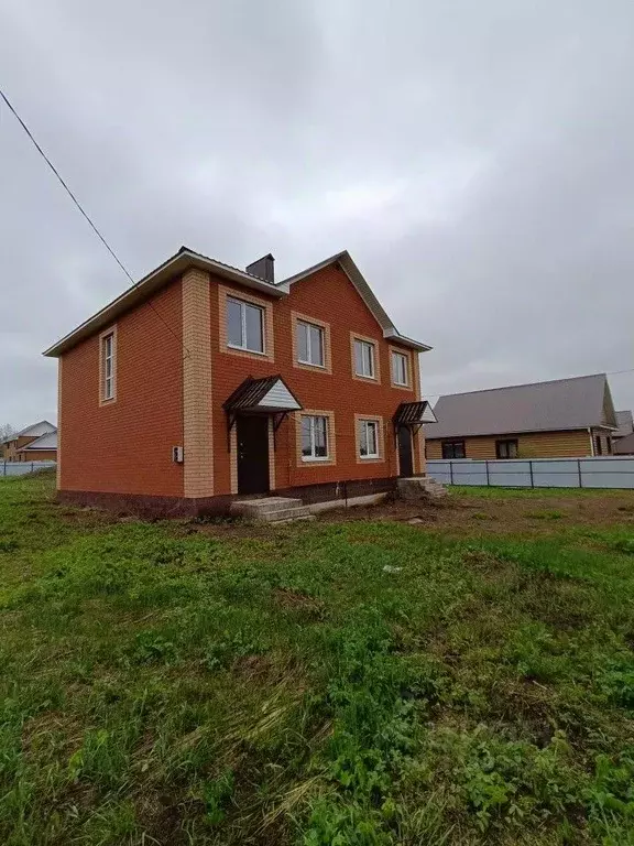 Таунхаус в Башкортостан, Уфа городской округ, с. Нагаево ул. Гаты ... - Фото 1