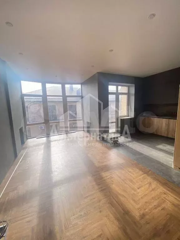 3-к. квартира, 79,5 м, 4/4 эт. - Фото 0
