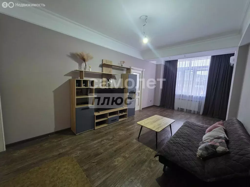 3-комнатная квартира: Махачкала, проспект Али-Гаджи Акушинского, 337 ... - Фото 1