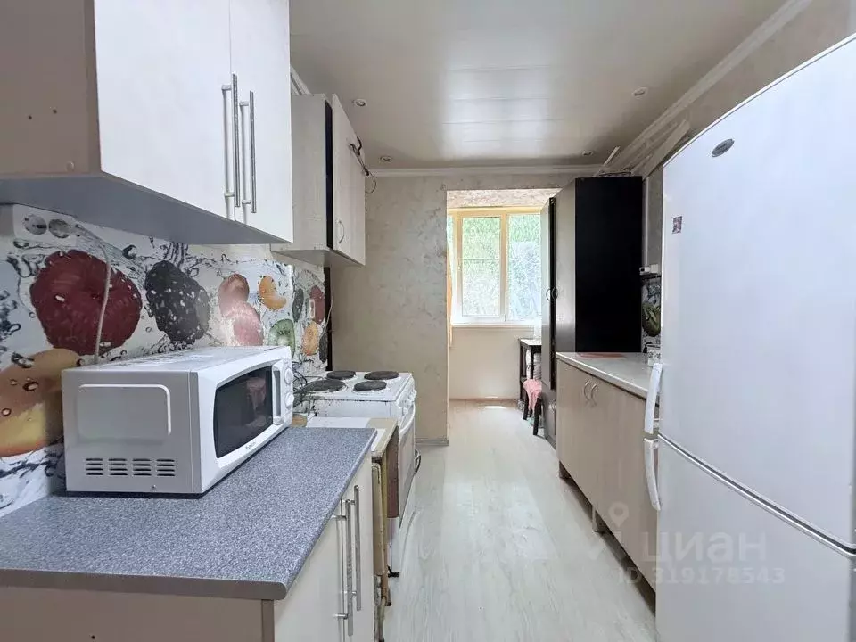 Комната Краснодарский край, Краснодар ул. Имени Дмитрия Благоева, 24 ... - Фото 0