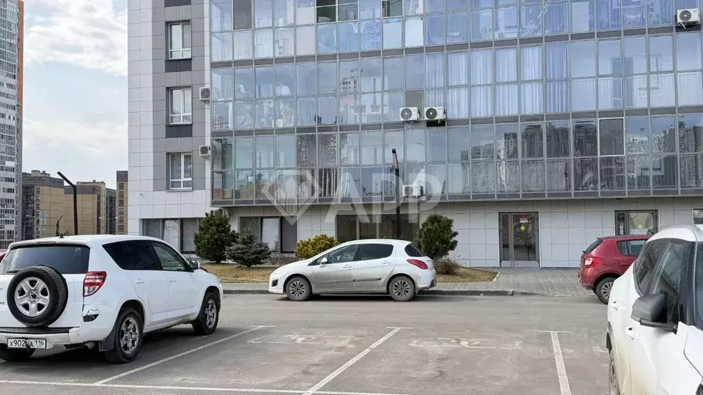 Помещение свободного назначения в Татарстан, Казань ул. Рауиса ... - Фото 1