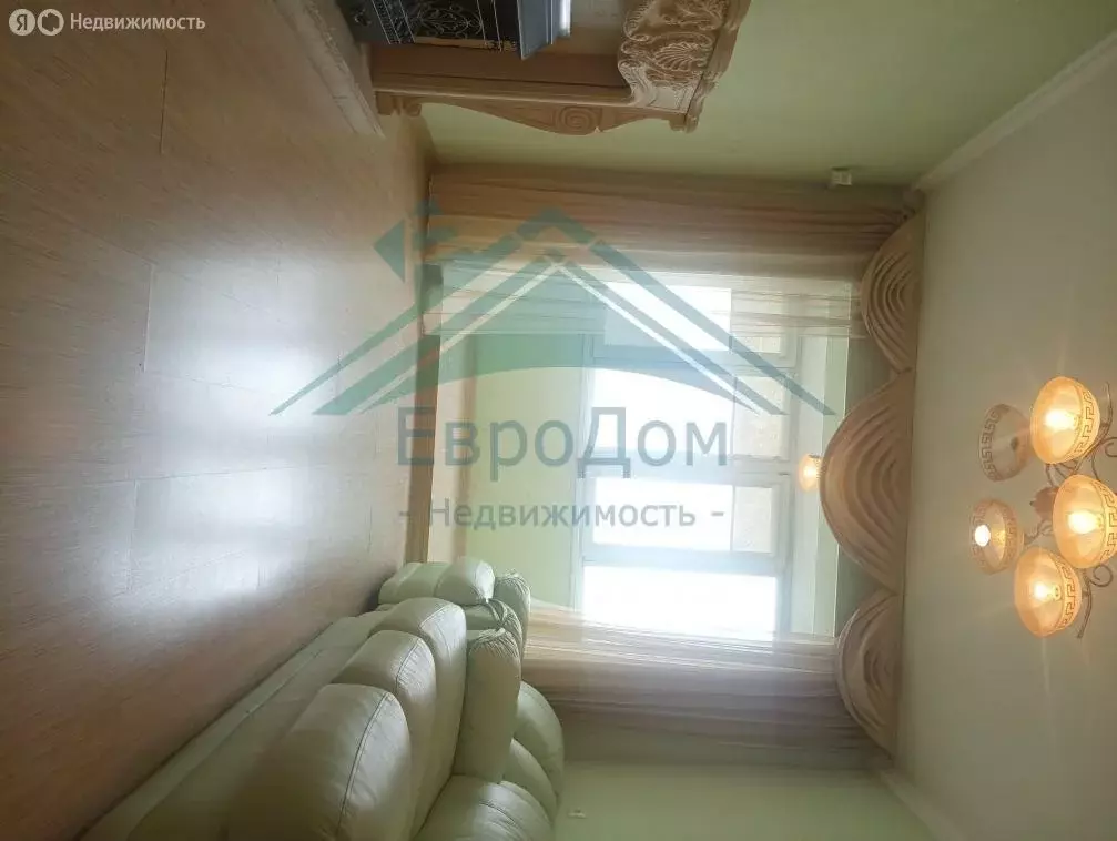 3-комнатная квартира: Кемерово, бульвар Строителей, 39 (65 м) - Фото 0