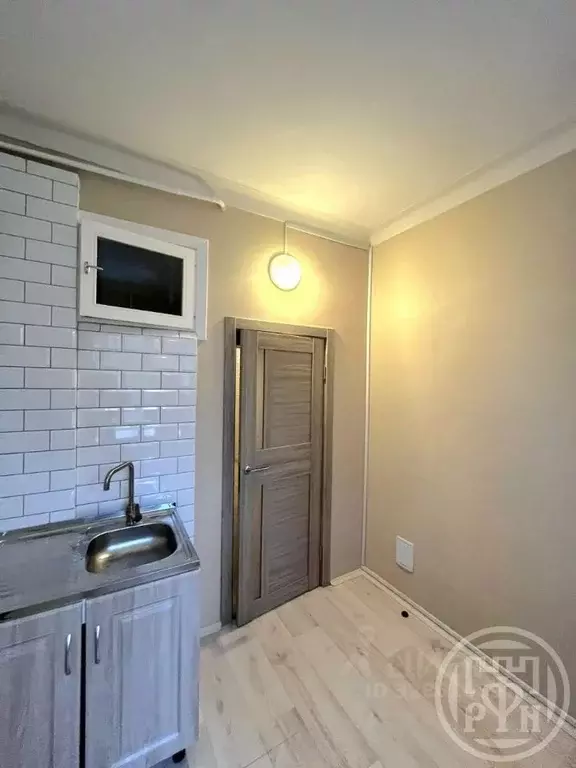 1-к кв. Ленинградская область, Отрадное Кировский район, Комсомольская ... - Фото 1