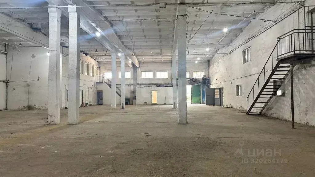 Склад в Крым, Симферополь городской округ, пос. Битумное ул. Внешняя ... - Фото 2