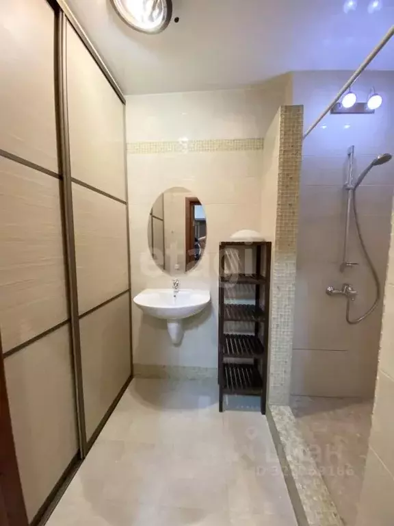 3-к кв. Смоленская область, Смоленск Коммунистическая ул., 10 (107.2 ... - Фото 1