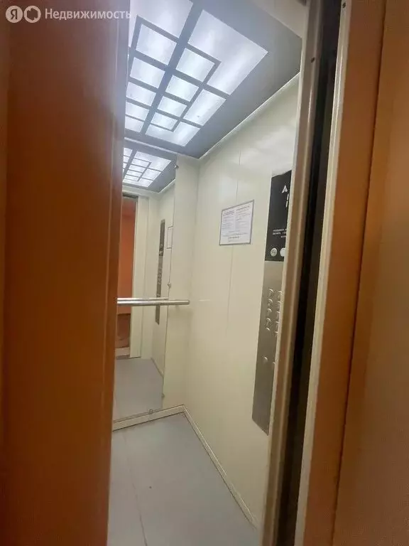 2-комнатная квартира: Таганрог, улица Морозова, 27 (46.3 м) - Фото 0