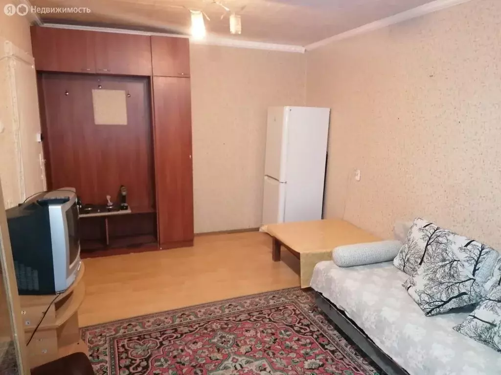 1к в 4-комнатной квартире (18 м) - Фото 1