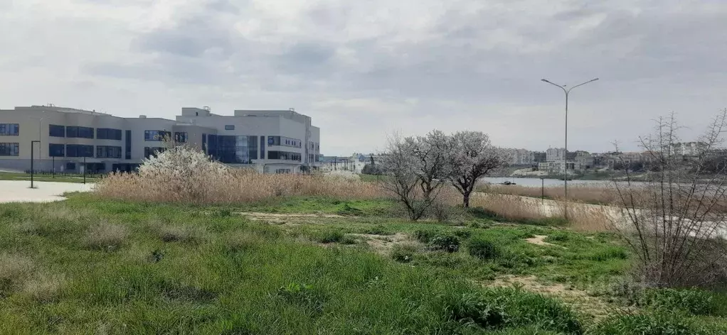 Участок в Севастополь ул. Казачья, 49 (10.0 сот.) - Фото 1