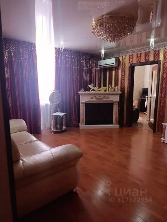 3-к кв. Красноярский край, Красноярск ул. Алексеева, 27 (80.0 м) - Фото 0