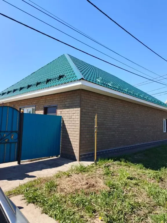 Дом в Омская область, Омск Звездочка СНТ, аллея 9-я, 284 (136 м) - Фото 1