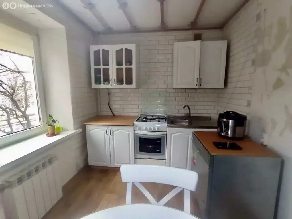 2-комнатная квартира: Батайск, Комсомольская улица, 113 (50 м) - Фото 1