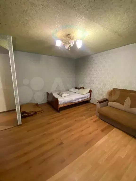 1-к. квартира, 32 м, 1/9 эт. - Фото 0