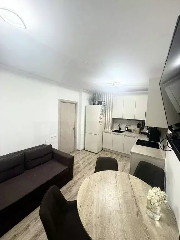 2-к кв. Свердловская область, Екатеринбург ул. Академика Парина, 43/2 ... - Фото 2