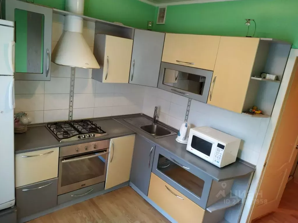 3-к кв. Воронежская область, Воронеж ул. Шишкова, 73 (75.0 м) - Фото 0