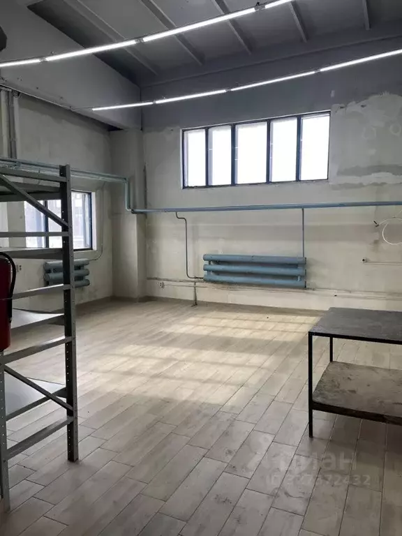 Помещение свободного назначения в Омская область, Омск дор. Окружная, ... - Фото 1