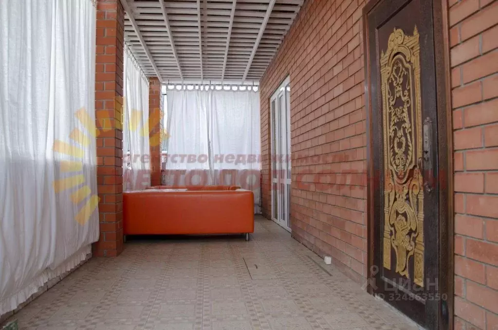 Дом в Краснодарский край, Ейск ул. Чапаева (191 м) - Фото 2