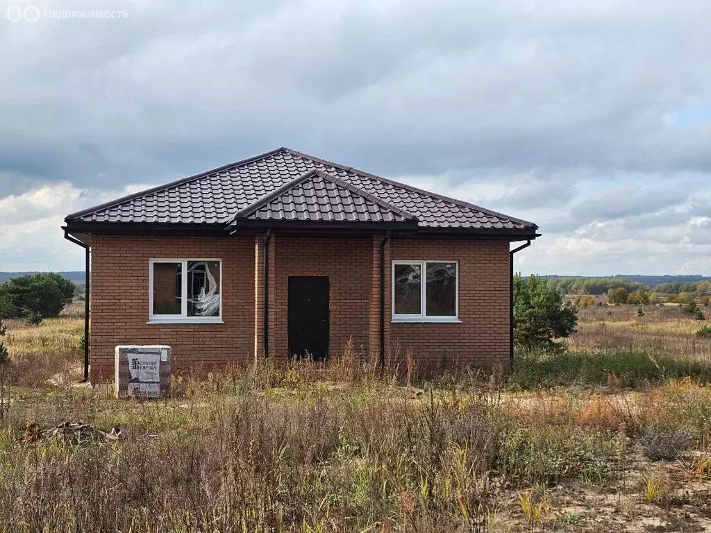 Дом в село Корекозево, Центральная улица, 120 (100 м) - Фото 1