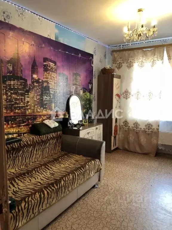 3-к кв. Забайкальский край, Чита 6-й мкр, 14 (65.8 м) - Фото 0