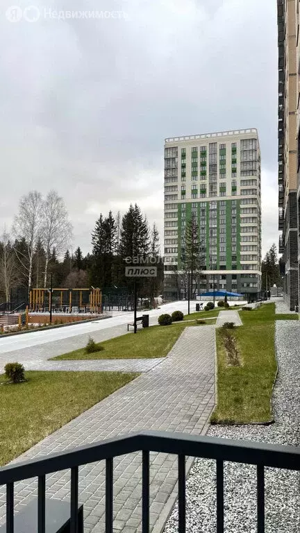 3-комнатная квартира: Ижевск, улица Холмогорова, 113 (75.7 м) - Фото 2